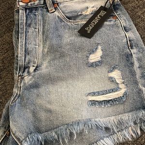 Ripped high waisted shorts